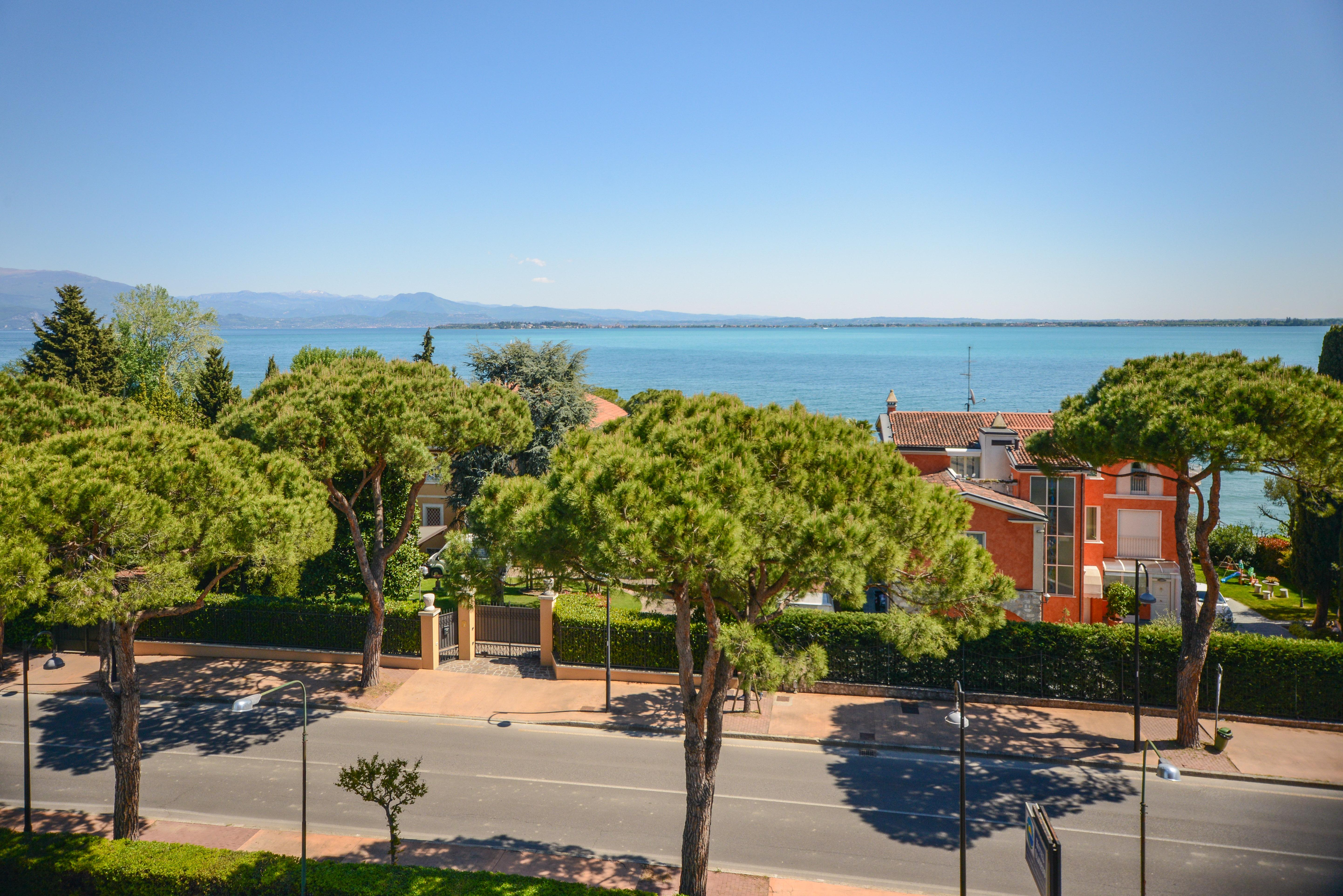 Hotel Oliveto Desenzano del Garda Dış mekan fotoğraf