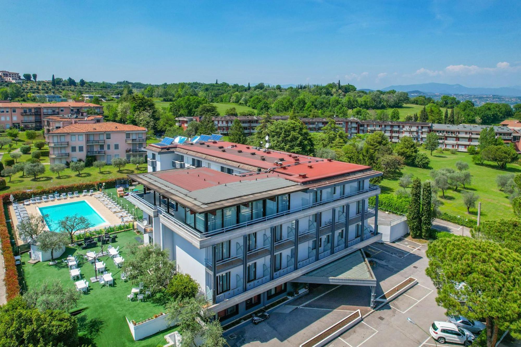 Hotel Oliveto Desenzano del Garda Dış mekan fotoğraf