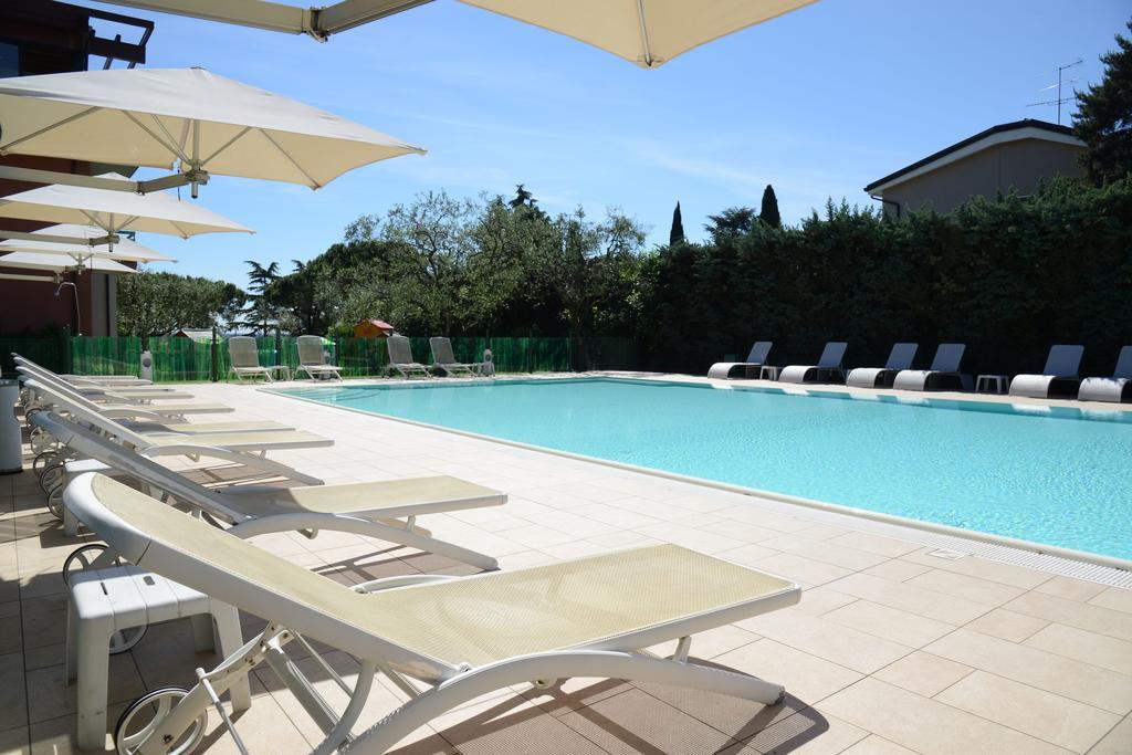 Hotel Oliveto Desenzano del Garda Dış mekan fotoğraf