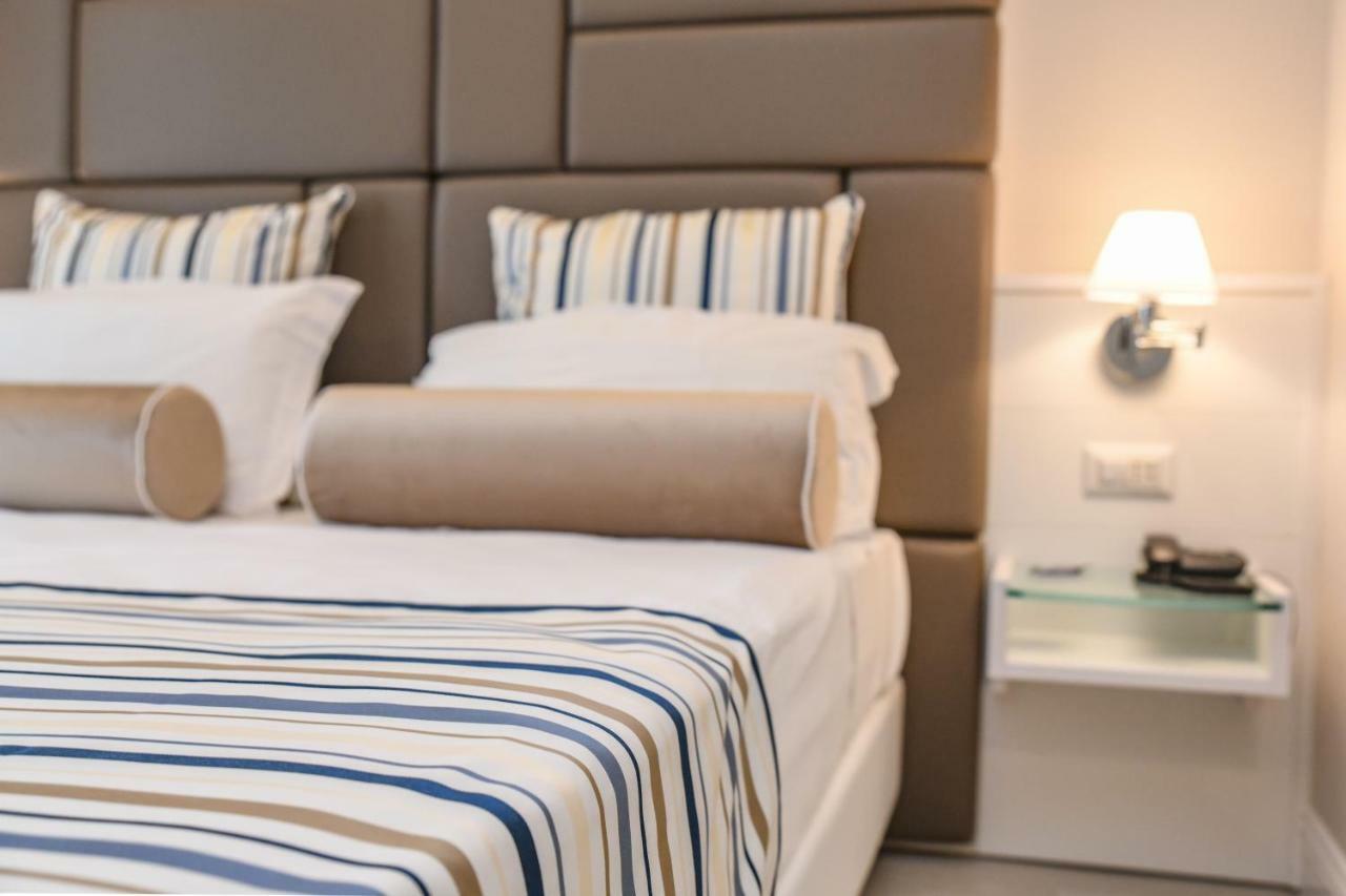 Hotel Oliveto Desenzano del Garda Dış mekan fotoğraf