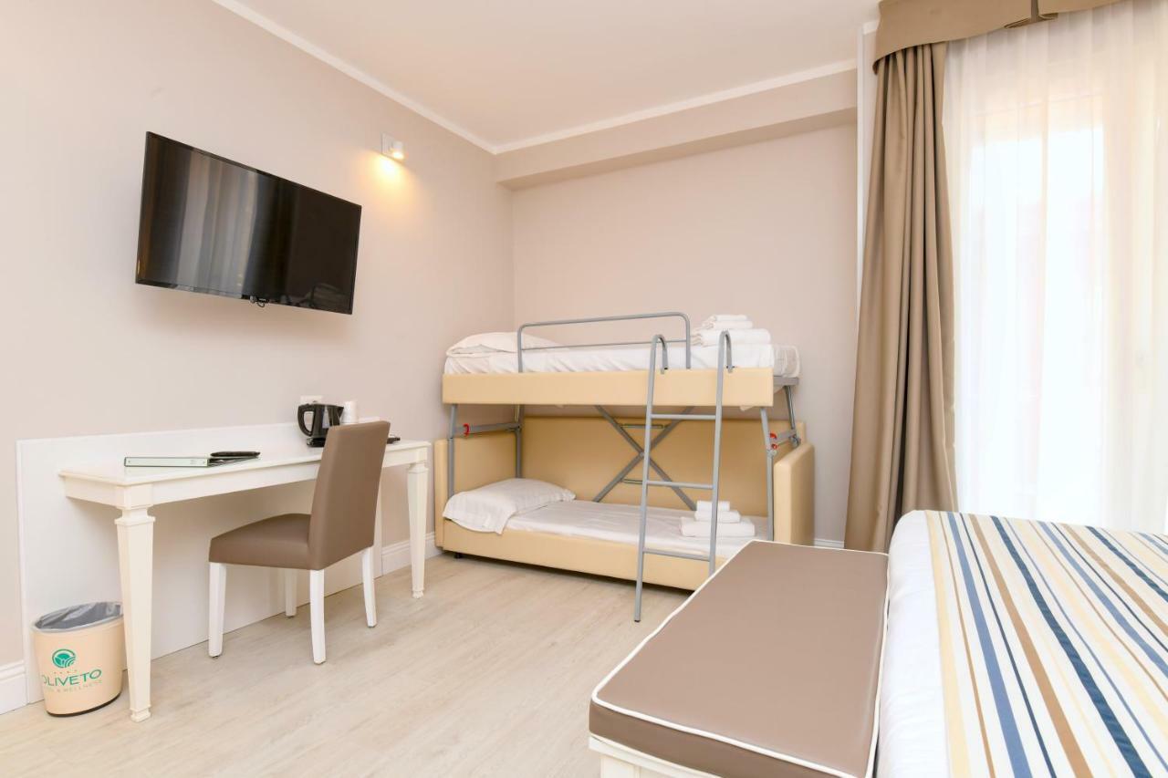Hotel Oliveto Desenzano del Garda Dış mekan fotoğraf